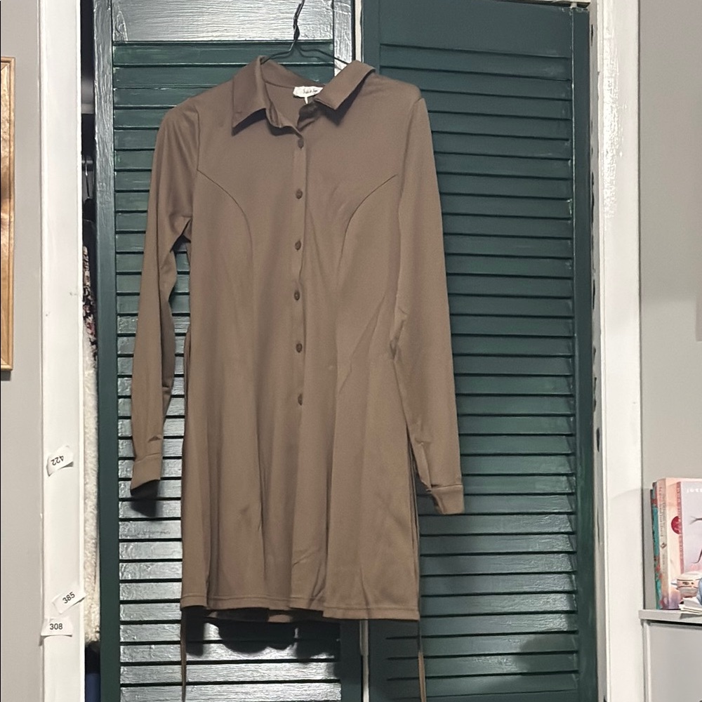 Sadie & Sage Tan Long Sleeve Shirt Dress